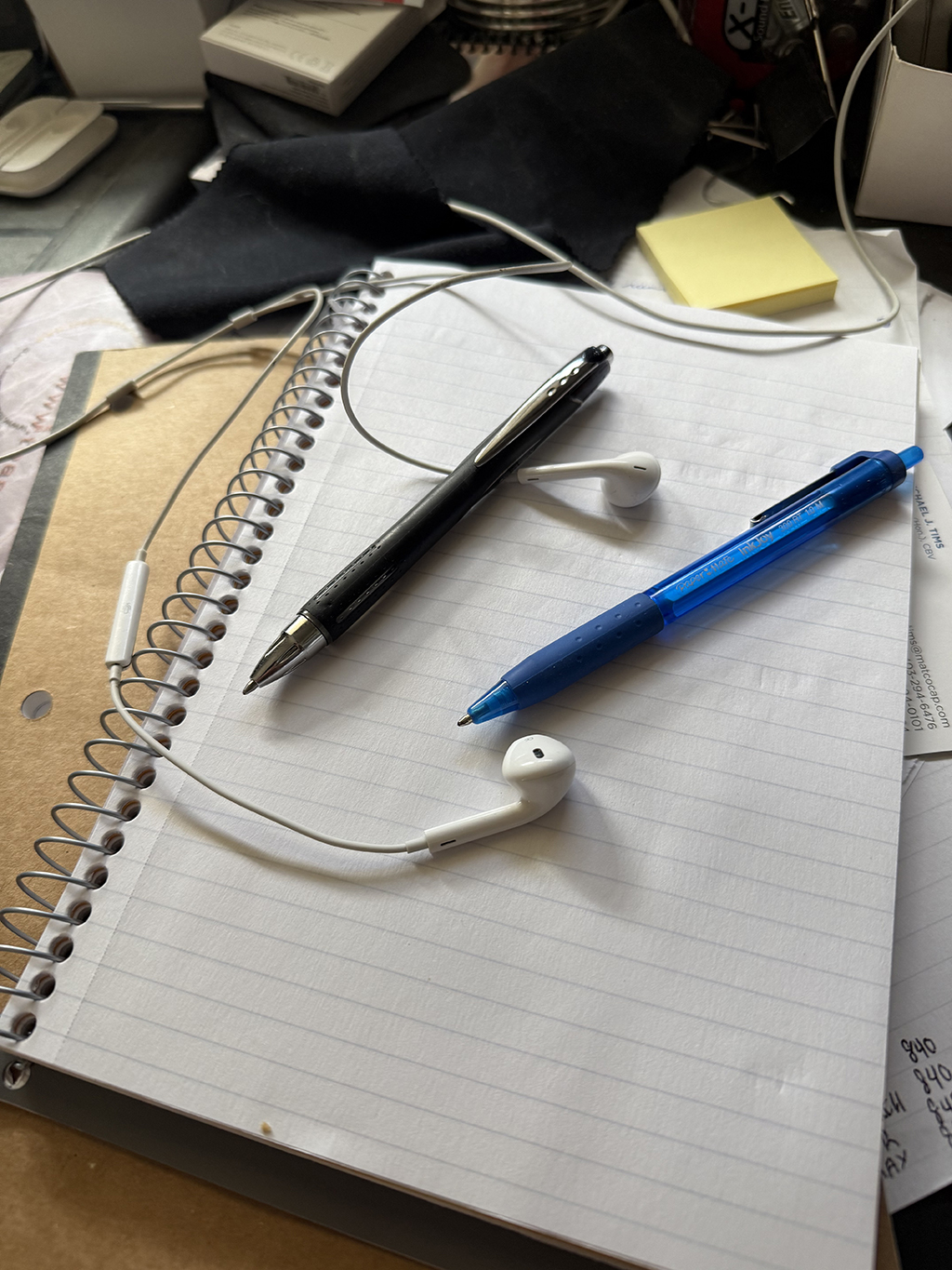 ben desk pens